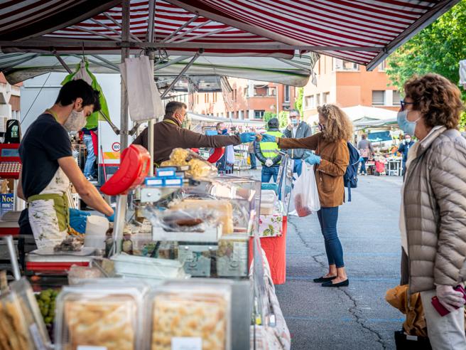 Mercato domenicale 